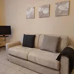 Trilocale In Centro Con Giardino Apartment