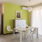 Trilocale In Centro Con Giardino Διαμέρισμα Μπαβένο