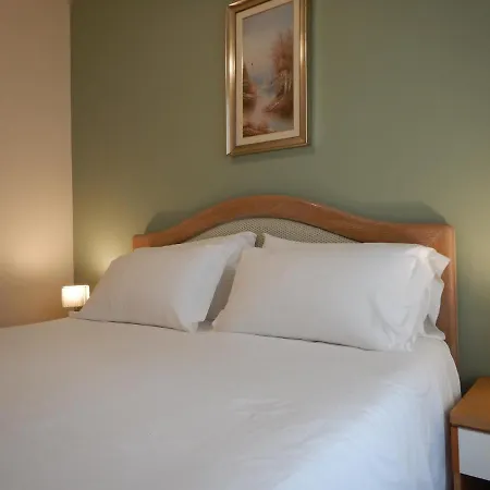 Trilocale In Centro Con Giardino Apartment Baveno
