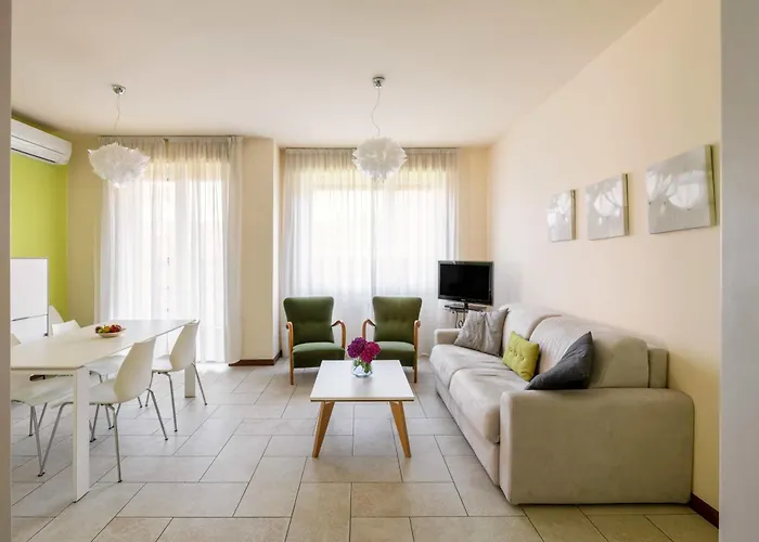 Lejlighed Trilocale In Centro Con Giardino