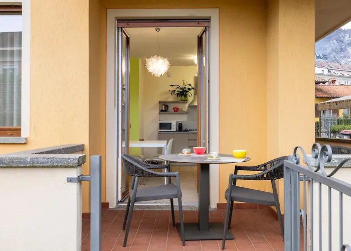 Trilocale In Centro Con Giardino Lejlighed Baveno